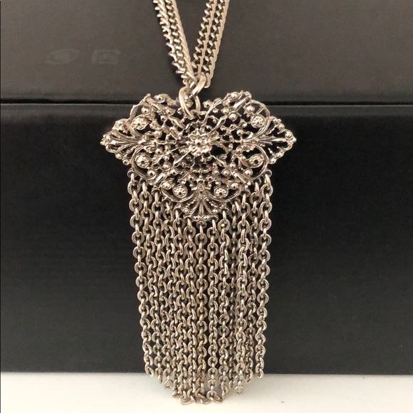 VINTAGE BOHEMIAN SILVER METAL CHAINED NECKLACE - Picture 4 of 8